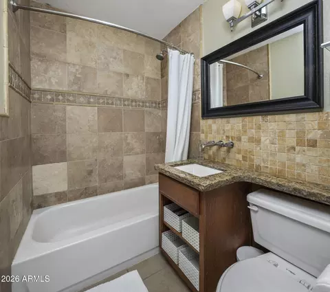 Bath - 4312 E Sells Dr, Phoenix, AZ 85018 photo 1 of 2