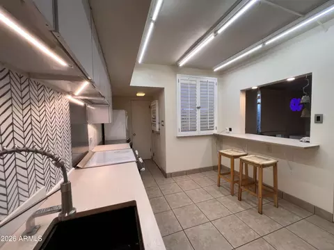 6926 E 3rd St, Scottsdale, AZ 85251