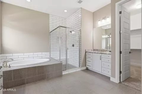 Bath - 10363 E Topaz Ave, Mesa, AZ 85212 photo 3 of 7