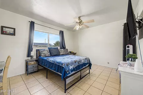 Bedroom - 11608 N 20th Dr, Phoenix, AZ 85029 photo 4 of 5