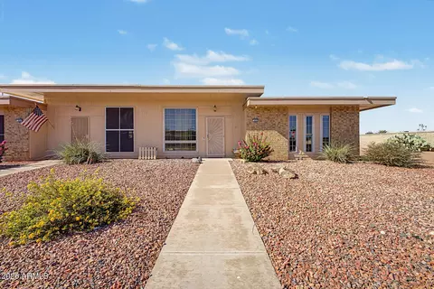 9902 W Cedar Dr, Sun City, AZ 85351