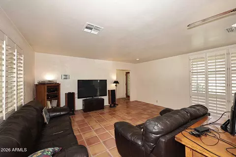 Living - 8104 N 8th Ave, Phoenix, AZ 85021 photo 2 of 2