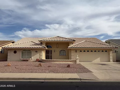 7833 E Nopal Ave, Mesa, AZ 85209