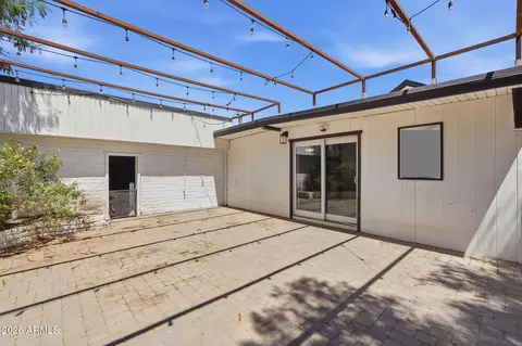 Exterior - 511 W Roma Ave, Phoenix, AZ 85013 photo 6 of 8