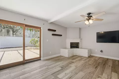 Living - 511 W Roma Ave, Phoenix, AZ 85013 photo 4 of 6