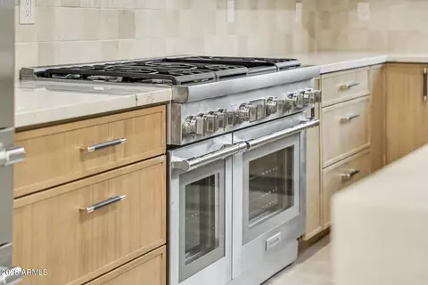 Kitchen - 4107 E Avalon Dr, Phoenix, AZ 85018 photo 6 of 6