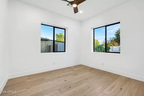 Bedroom - 4107 E Avalon Dr, Phoenix, AZ 85018 photo 7 of 7
