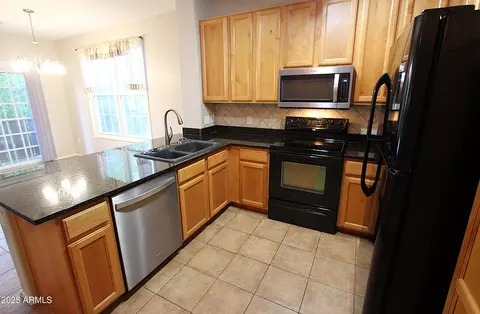 Kitchen - 3630 E Leslie Dr, Gilbert, AZ 85296 photo 3 of 3