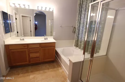 Bath - 3630 E Leslie Dr, Gilbert, AZ 85296 photo 1 of 4