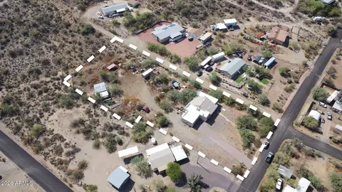 33651 S Topaz Rd, Black Canyon City, AZ 85324