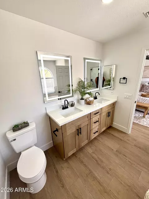 Bath - 6147 E Quartz Cir, Mesa, AZ 85215 photo 1 of 4