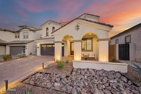 Exterior - 819 E Deer Creek Rd, Phoenix, AZ 85048 photo 4 of 16
