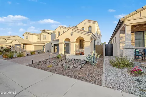 Exterior - 819 E Deer Creek Rd, Phoenix, AZ 85048 photo 7 of 16