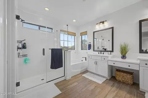 Bath - 819 E Deer Creek Rd, Phoenix, AZ 85048 photo 3 of 6