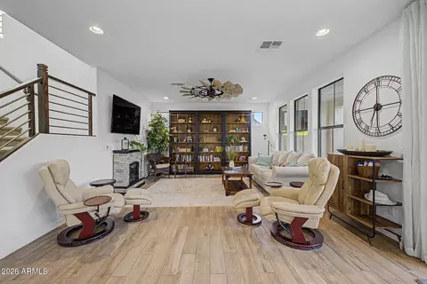 Living - 819 E Deer Creek Rd, Phoenix, AZ 85048 photo 8 of 8