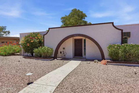 Exterior - 3217 E Malapai Dr, Phoenix, AZ 85028 photo 8 of 14
