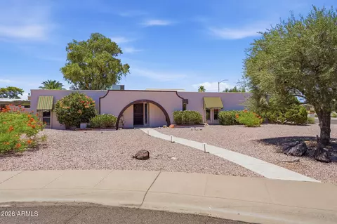 3217 E Malapai Dr, Phoenix, AZ 85028