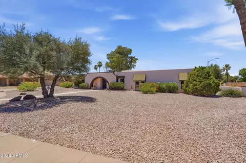 Exterior - 3217 E Malapai Dr, Phoenix, AZ 85028 photo 2 of 14