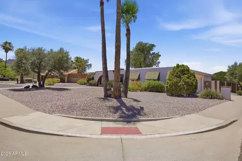 Exterior - 3217 E Malapai Dr, Phoenix, AZ 85028 photo 4 of 14