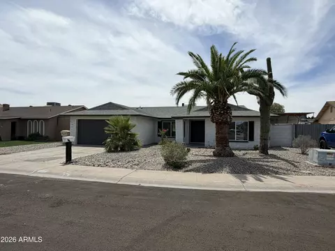 10020 N 52nd Dr, Glendale, AZ 85302