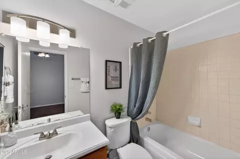 Bath - 6262 E Brown Rd #64, Mesa, AZ 85205 photo 2 of 3
