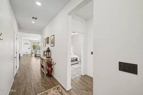Entry Way - 2951 E Florian Ave, Mesa, AZ 85204 photo 2 of 3