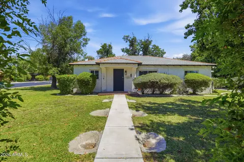 6 N Fraser Dr E, Mesa, AZ 85203
