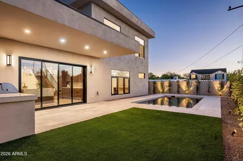 Exterior - 4524 E Devonshire Ave, Phoenix, AZ 85018 photo 3 of 10