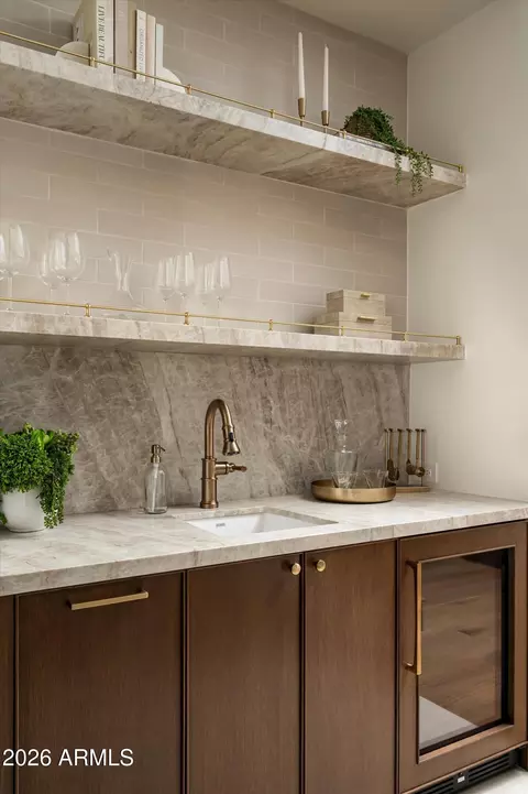 Kitchen - 4524 E Devonshire Ave, Phoenix, AZ 85018 photo 8 of 8