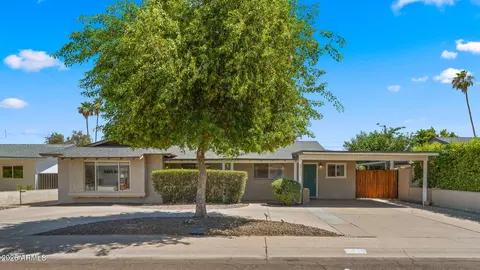 8213 E Whitton Ave, Scottsdale, AZ 85251