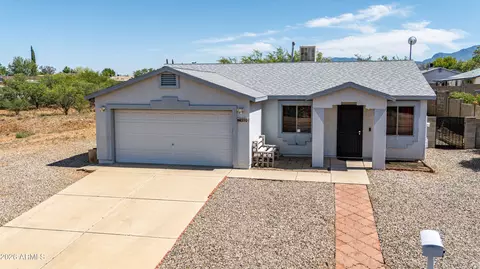 200 Seminole Pl, Huachuca City, AZ 85616