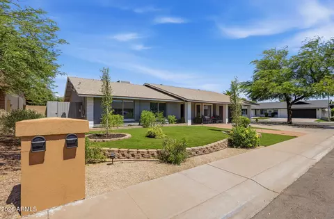 17627 N 1st St, Phoenix, AZ 85022