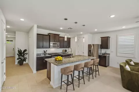 17302 W Running Deer Trl, Surprise, AZ 85387