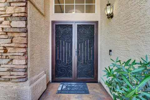 Exterior - 3349 E Amberwood Dr, Phoenix, AZ 85048 photo 4 of 10