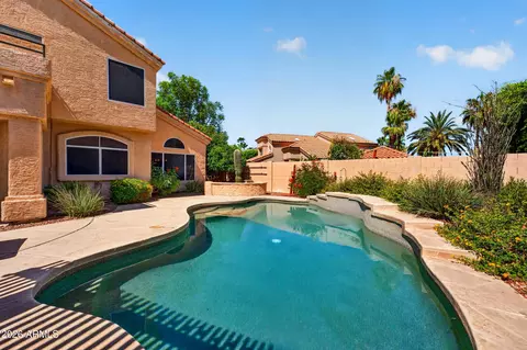 Exterior - 3349 E Amberwood Dr, Phoenix, AZ 85048 photo 8 of 10