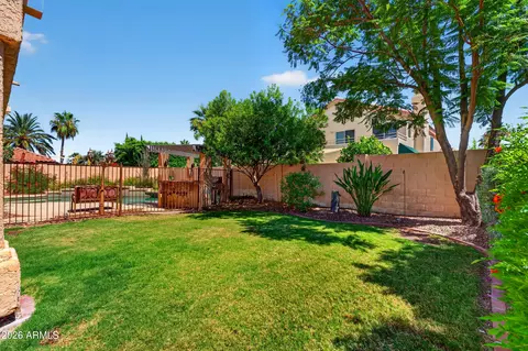 Exterior - 3349 E Amberwood Dr, Phoenix, AZ 85048 photo 7 of 10