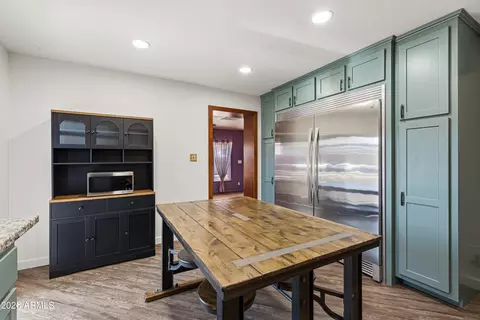 Kitchen - 1025 E Cheryl Dr, Phoenix, AZ 85020 photo 2 of 5