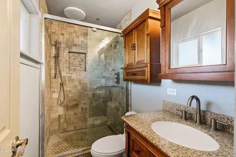 Bath - 1025 E Cheryl Dr, Phoenix, AZ 85020 photo 1 of 3
