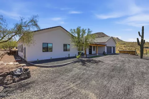43131 N 20th St, New River, AZ 85087