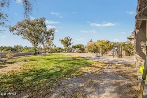 Exterior - 2524 E Fremont Rd, Phoenix, AZ 85042 photo 8 of 8