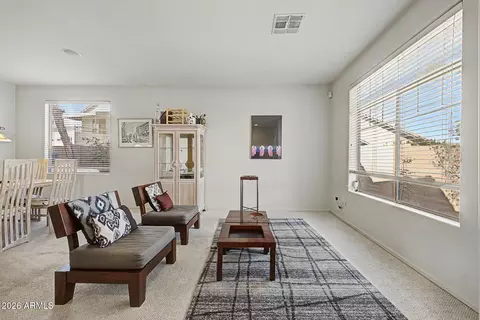 Living - 2524 E Fremont Rd, Phoenix, AZ 85042 photo 1 of 6