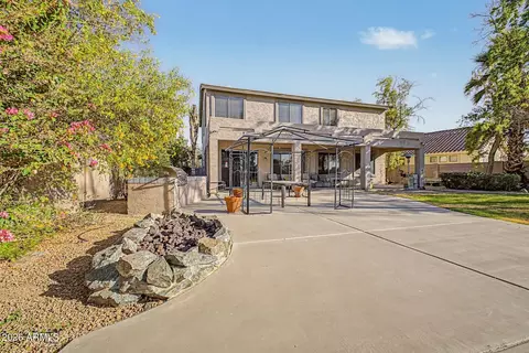 Exterior - 2524 E Fremont Rd, Phoenix, AZ 85042 photo 4 of 8