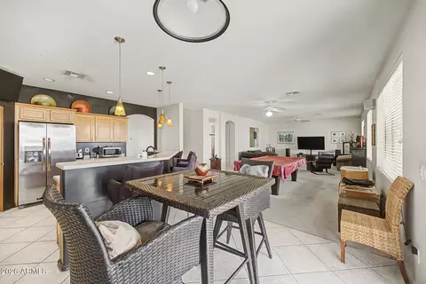 Dining - 2524 E Fremont Rd, Phoenix, AZ 85042 photo 3 of 3