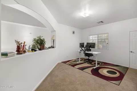 Entry Way - 4144 E Bruce Ct, Gilbert, AZ 85234 photo 4 of 4