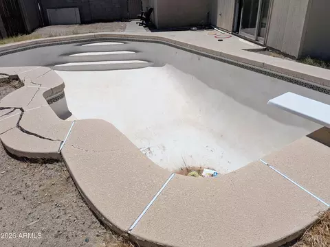 Exterior - 432 Euclid Ave, Phoenix, AZ 85042 photo 8 of 13