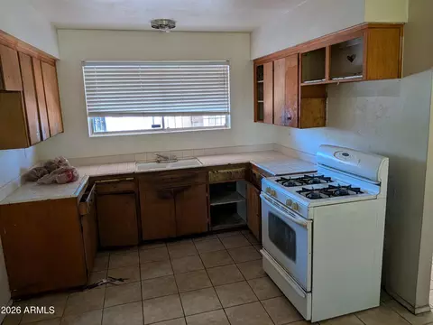 Kitchen - 432 Euclid Ave, Phoenix, AZ 85042 photo 1 of 1