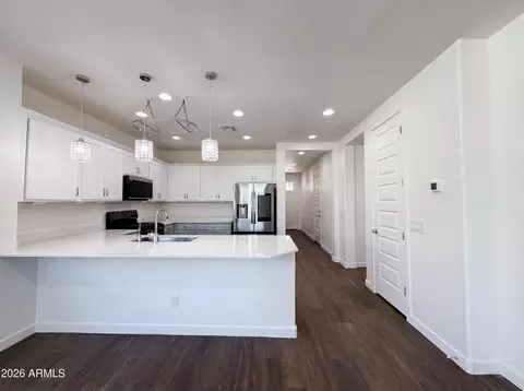 Entry Way - 1224 E Glass Ln, Phoenix, AZ 85042 photo 3 of 3