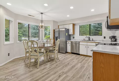 Kitchen - 6437 E Willow Loop Loop, Flagstaff, AZ 86004 photo 4 of 5