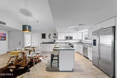 Kitchen - 222 W Wescott Dr, Phoenix, AZ 85027 photo 1 of 2