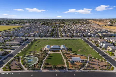 View/Area - 2235 E Isaiah Ave, Gilbert, AZ 85298 photo 13 of 16